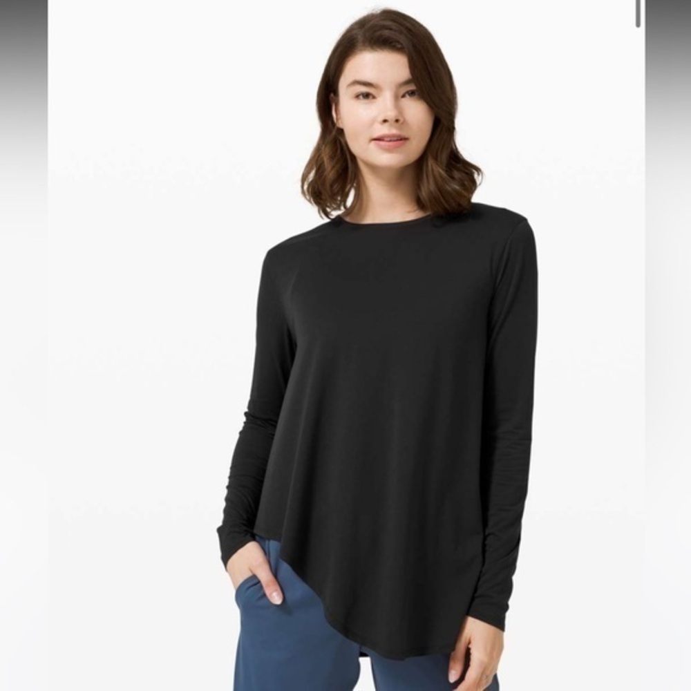 Lululemon Lifted Balance Long Sleeve
Black